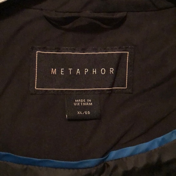 Black coat - Picture 5 of 6